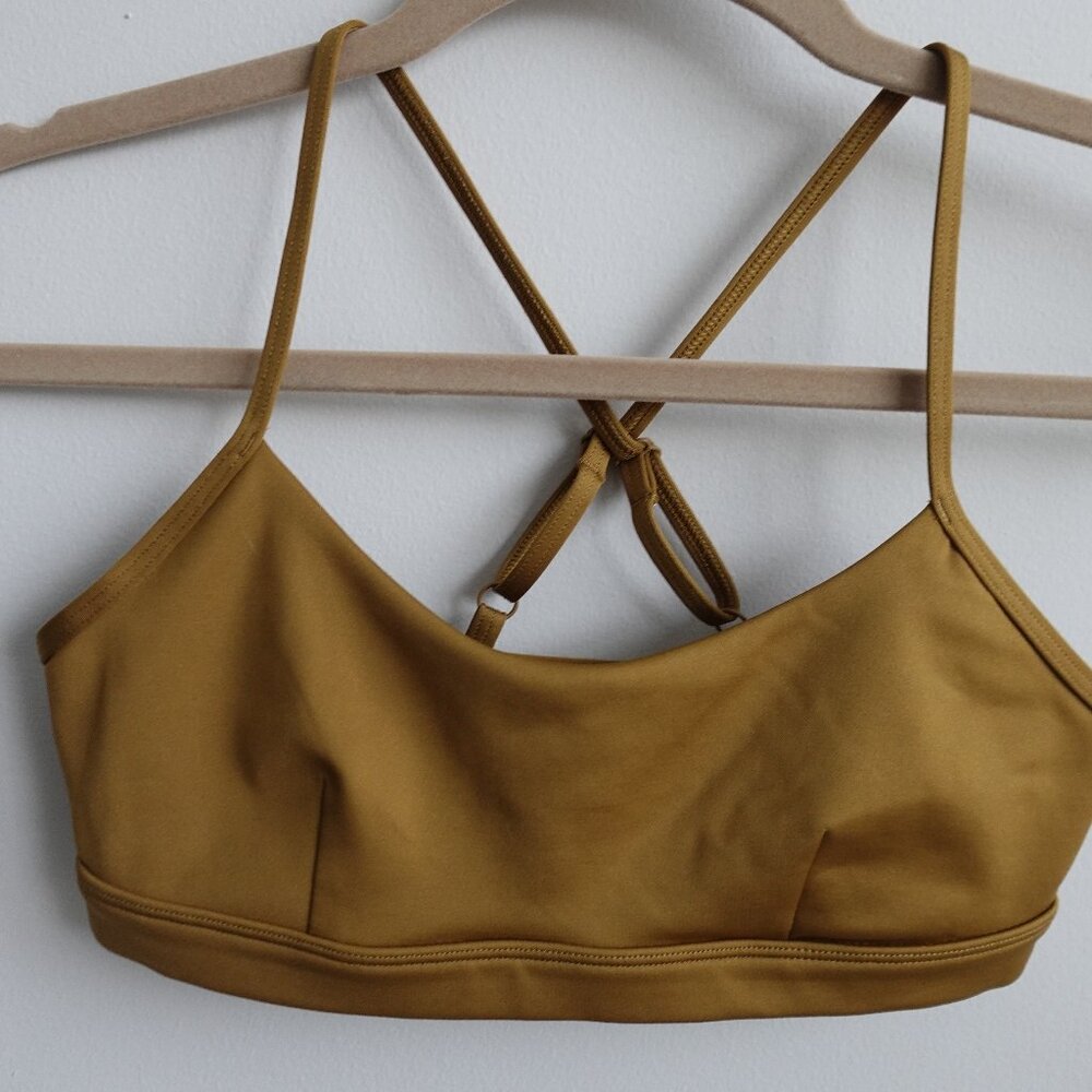 Alo Airlift Intrigue Bra, Golden Olive Branch